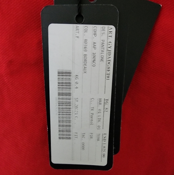 Dolce and Gabbana Ripped Jeans - Picture 3 of 7